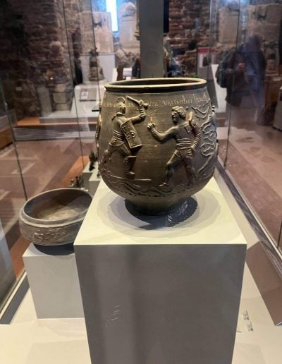 Colchester Vase